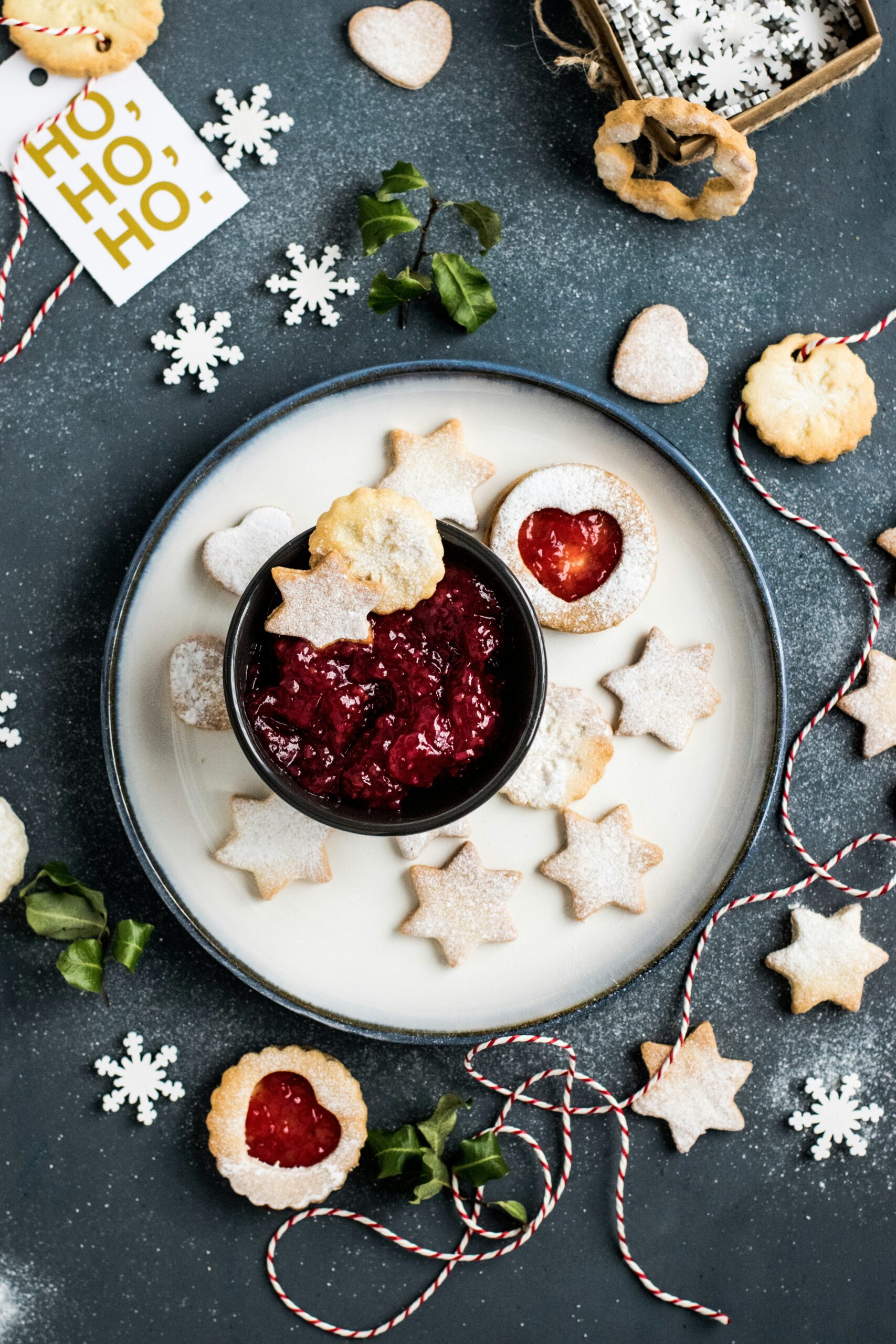 “strawberry jam with star biscuits on plate” by Monika Grabkowska. Handmade cookies with raspberry jam. So easy to make and so delicious :) Published on December 21, 2017. Camera: NIKON CORPORATION, NIKON D5300. Free to use under the Unsplash License.